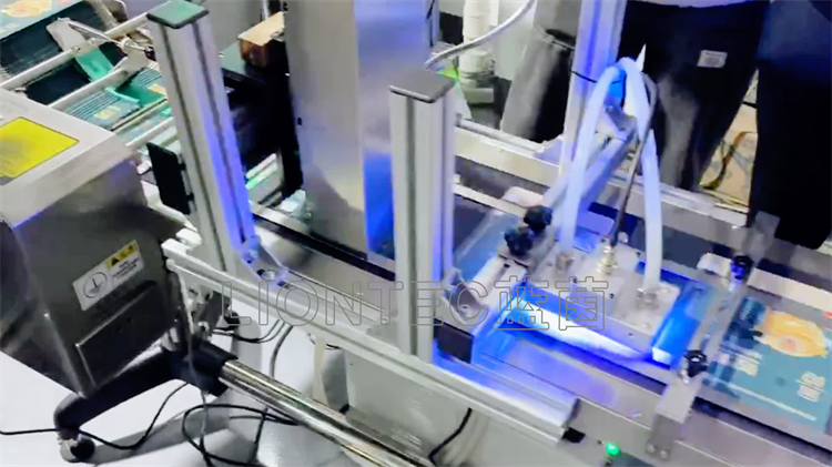 如果你的應用要求“抗3M膠黏貼、抗刮擦、抗粘性”，可能這是你唯/一的選擇……